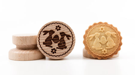 No. 116 EASTER BUNNIES WITH EGG image 3